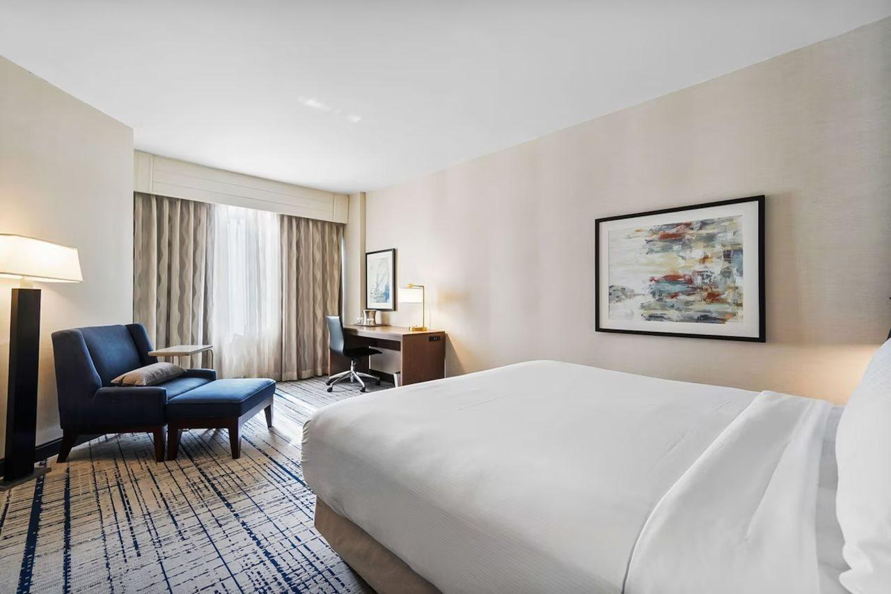 Hotel Doubletree By Hilton South Charlotte Tyvola Exterior foto
