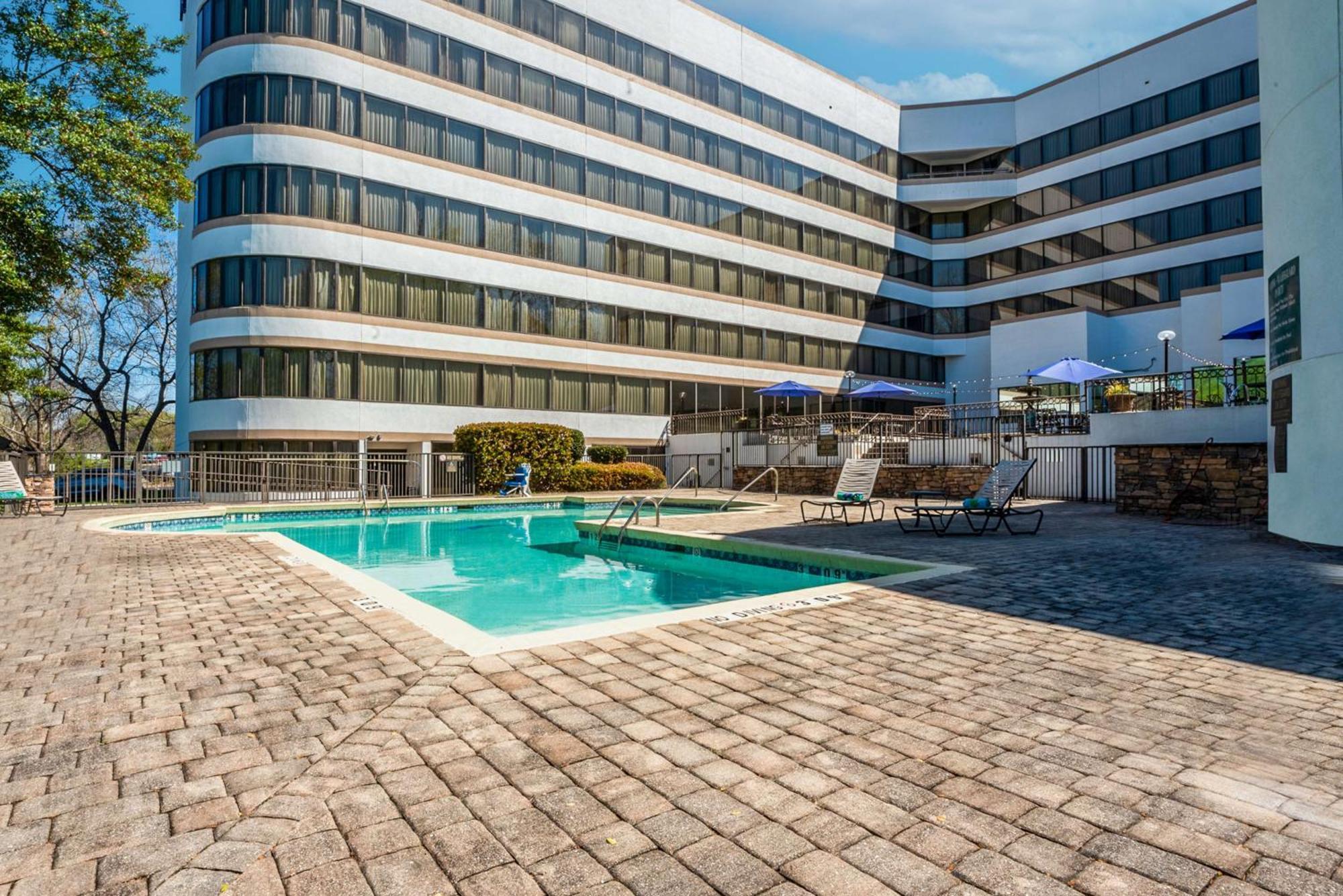 Hotel Doubletree By Hilton South Charlotte Tyvola Exterior foto